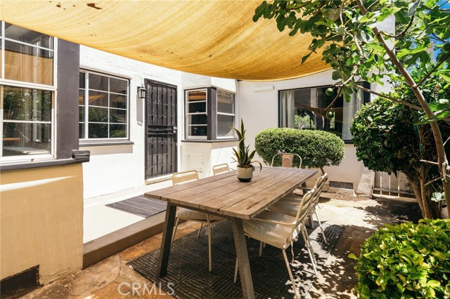 2319 S Corning Street, Los Angeles CA: https://media.crmls.org/medias/5141c06c-0cd1-4264-8f03-ff1ad209e3f9.jpg