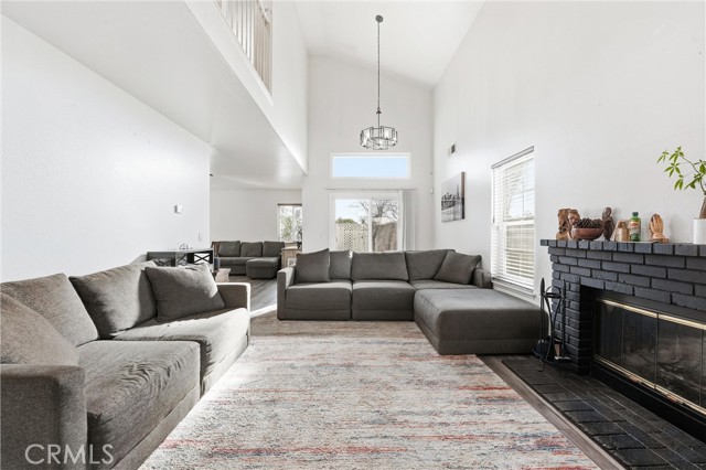 Detail Gallery Image 6 of 60 For 7639 Hillhurst, Riverside,  CA 92508 - 3 Beds | 2/1 Baths