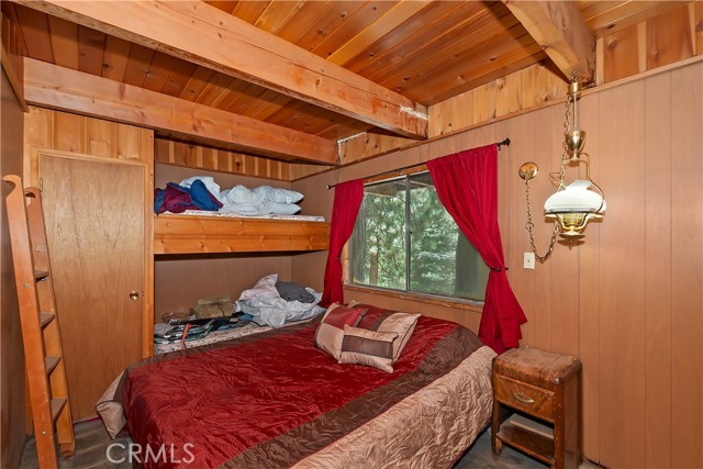 812 Arosa Drive, Crestline CA: https://media.crmls.org/medias/51422da1-a340-454f-8bdc-e99b2a5227a3.jpg