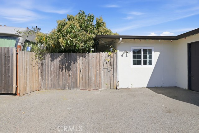 Detail Gallery Image 18 of 41 For 726 Weelo Dr, Costa Mesa,  CA 92627 - 4 Beds | 2 Baths