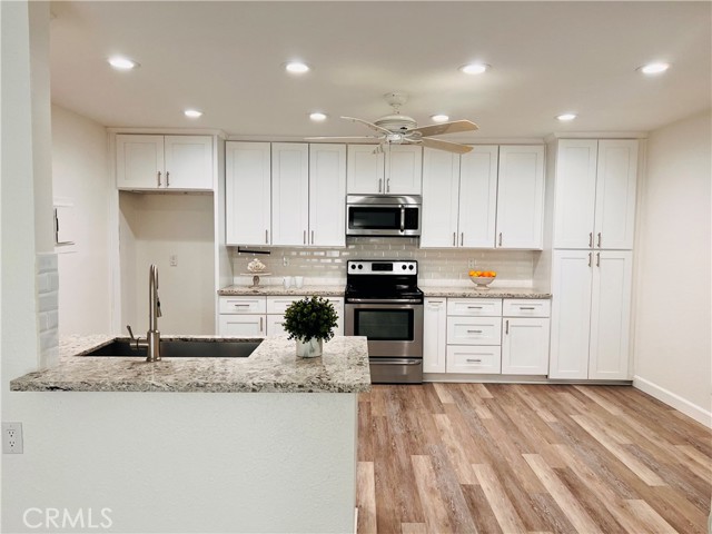 1345 Cabrillo Park Drive, Santa Ana CA: https://media.crmls.org/medias/514304d2-a25c-4f07-85c6-3e855e9051d7.jpg