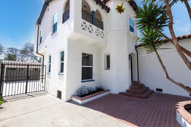 Detail Gallery Image 33 of 35 For 4325 9th Ave, Los Angeles,  CA 90008 - 3 Beds | 3 Baths