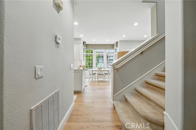 Detail Gallery Image 25 of 54 For 2616 Bungalow Pl, Corona Del Mar,  CA 92625 - 2 Beds | 2/1 Baths