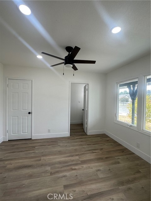 Detail Gallery Image 12 of 15 For 2311 Laurel Ave, Pomona,  CA 91768 - 3 Beds | 2 Baths