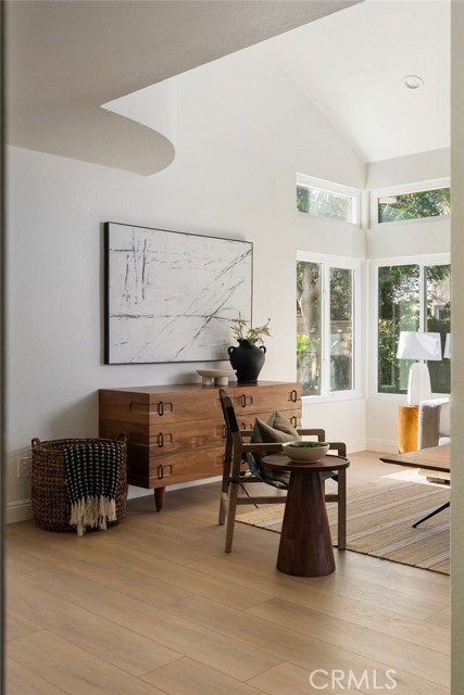 Detail Gallery Image 17 of 58 For 24912 Eaton Ln, Laguna Niguel,  CA 92677 - 4 Beds | 2/1 Baths