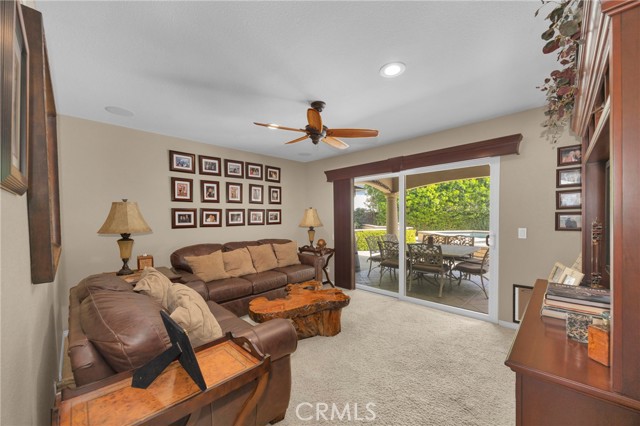 Detail Gallery Image 26 of 73 For 9902 Lapworth, Huntington Beach,  CA 92646 - 4 Beds | 5 Baths