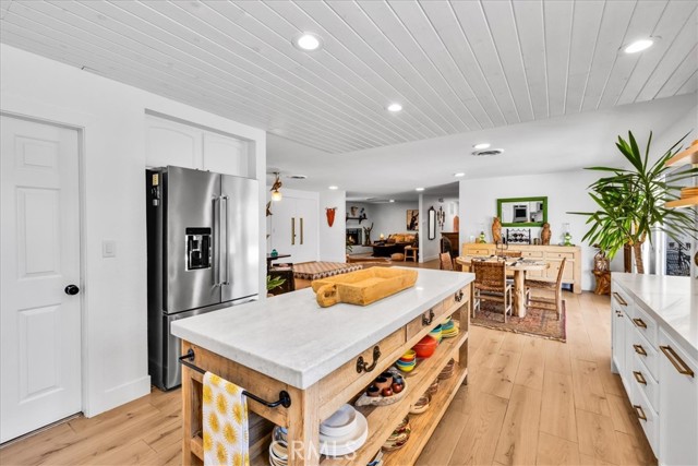9124 Joshua Lane, Yucca Valley CA: https://media.crmls.org/medias/5145943d-dca1-4cf5-9c32-18a124e61090.jpg