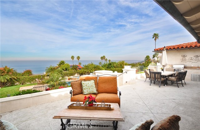Detail Gallery Image 21 of 26 For 1525 Chelsea Rd, Palos Verdes Estates,  CA 90274 - 4 Beds | 4 Baths