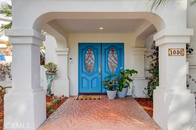 1050 Ardmore Avenue, Hermosa Beach, California 90254, 4 Bedrooms Bedrooms, ,3 BathroomsBathrooms,Residential,Sold,Ardmore,SB22036775