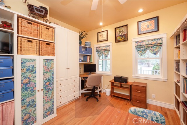 Detail Gallery Image 40 of 75 For 42425 Bear Loop, Big Bear Lake,  CA 92314 - 3 Beds | 3/1 Baths