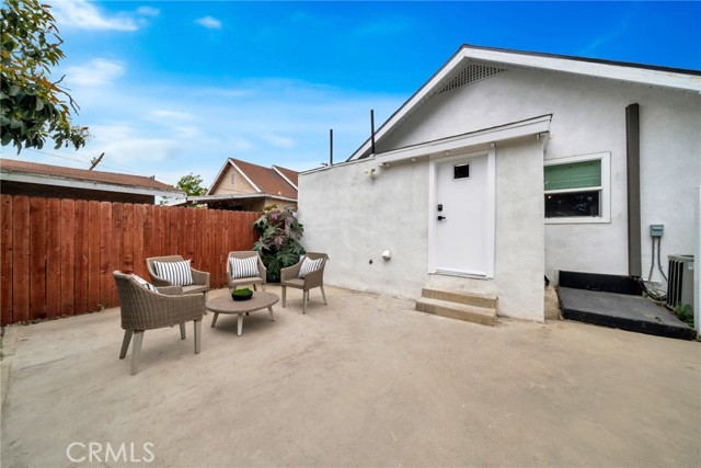 property-img