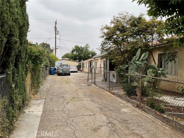 4465 Lovett Street, Commerce CA: https://media.crmls.org/medias/5147577a-6a76-4c98-93a4-3e028e559e25.jpg