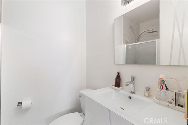 Detail Gallery Image 21 of 26 For 9725 via Siena, Burbank,  CA 91504 - 2 Beds | 2/1 Baths