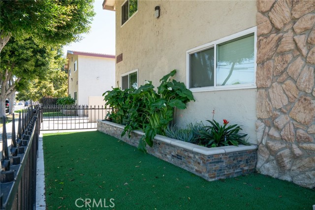 1526 20th Street, Long Beach, California 90810, ,Multi-Family,For Sale,20th,OC24070947