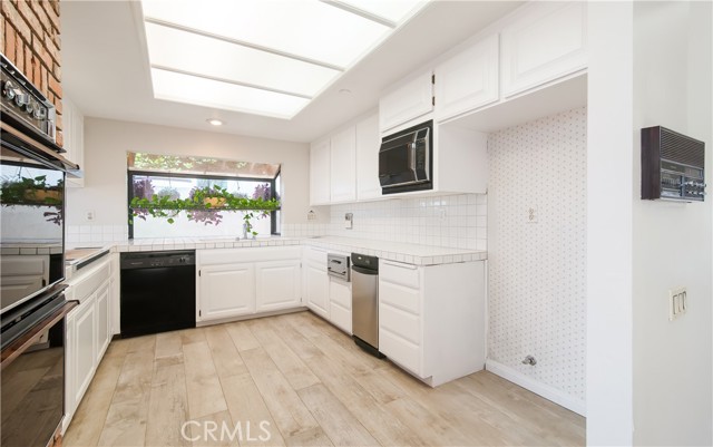 Detail Gallery Image 8 of 31 For 315 Calle Corral, San Clemente,  CA 92673 - 3 Beds | 2 Baths