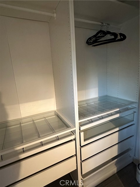 Detail Gallery Image 13 of 20 For 4255 W 5th #101,  Los Angeles,  CA 90020 - 0 Beds | 1 Baths