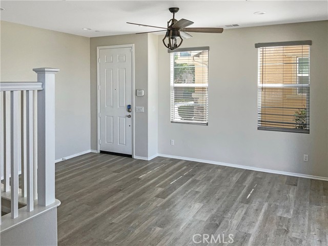 Detail Gallery Image 9 of 20 For 7378 Rocky Point Rd, Jurupa Valley,  CA 92509 - 3 Beds | 2/1 Baths