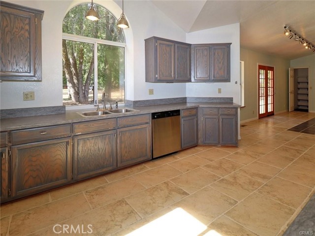 Detail Gallery Image 10 of 23 For 5305 Blue Lakes Rd #9,  Upper Lake,  CA 95485 - 3 Beds | 2 Baths