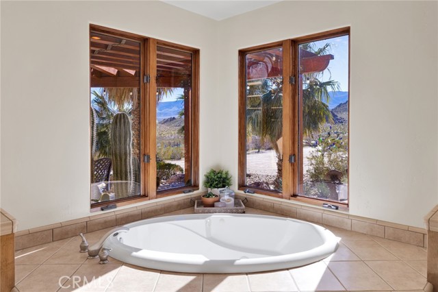 Detail Gallery Image 34 of 75 For 31024 Rabbit Springs Rd, Lucerne Valley,  CA 92356 - 4 Beds | 5 Baths