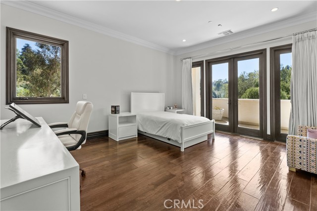 Detail Gallery Image 26 of 41 For 1210 Chantilly, Los Angeles,  CA 90077 - 6 Beds | 8 Baths