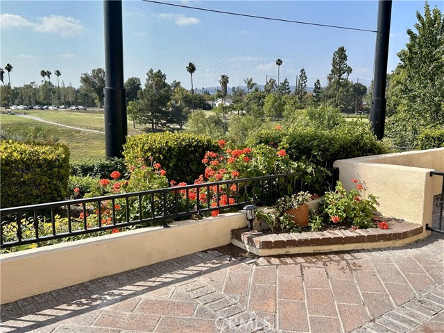 413 Thunderbird Court, Fullerton CA: https://media.crmls.org/medias/514ca57f-28a2-4977-97ce-f18ff7a304ca.jpg
