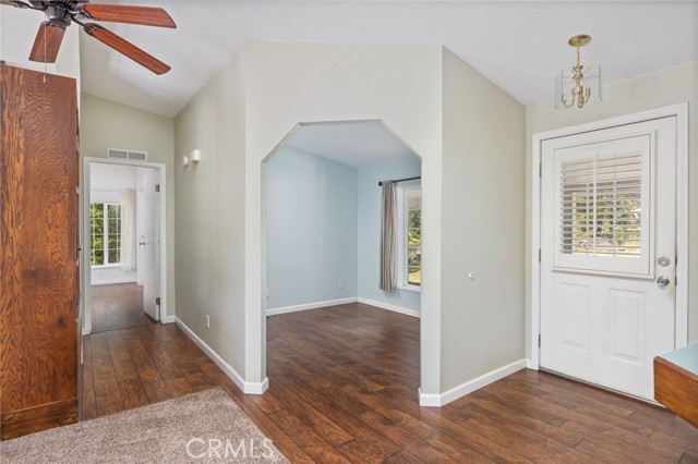 4372 Woodview Lane, Mariposa CA: https://media.crmls.org/medias/514ce358-7c97-40b6-bdfe-62a8476f1d1c.jpg