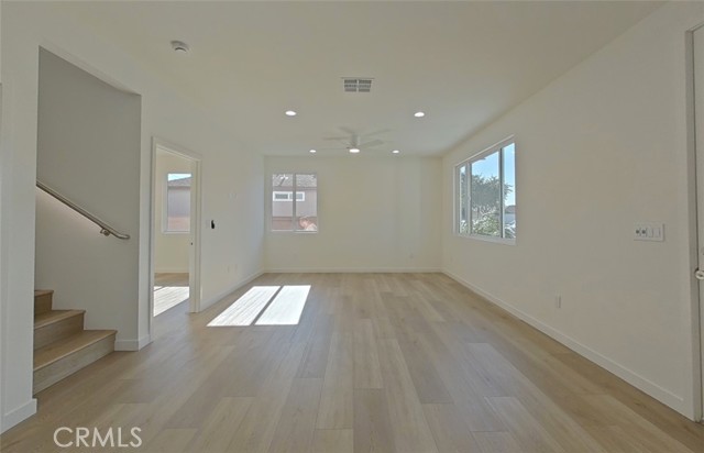 Detail Gallery Image 30 of 55 For 6118 Amos, Lakewood,  CA 90712 - 9 Beds | 7 Baths