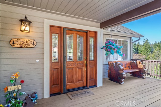 Detail Gallery Image 7 of 60 For 183 Chipmunk Dr, Lake Arrowhead,  CA 92391 - 6 Beds | 5/1 Baths