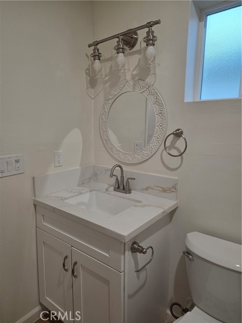 Detail Gallery Image 3 of 20 For 1230 W Palm Ave, Orange,  CA 92868 - 1 Beds | 1 Baths