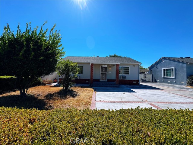 6227 Willowcrest Avenue, North Hollywood CA: https://media.crmls.org/medias/514e1758-b196-4f6e-81d7-377b5cdc1947.jpg