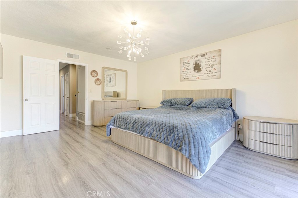 MLS #GD26178502 image #32