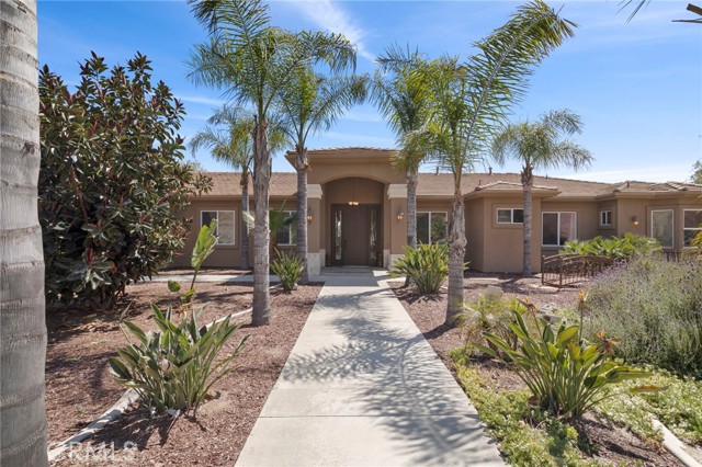 Detail Gallery Image 3 of 63 For 41750 Avenida Ortega, Temecula,  CA 92592 - 5 Beds | 3/1 Baths