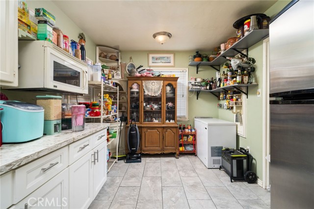 Detail Gallery Image 10 of 45 For 757 E Bonnie Brae, Ontario,  CA 91764 - 2 Beds | 1 Baths