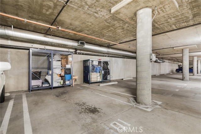 4050 Glencoe Avenue, Marina del Rey CA: https://media.crmls.org/medias/5150b658-2940-49ba-a52b-5a9002d1e2ed.jpg