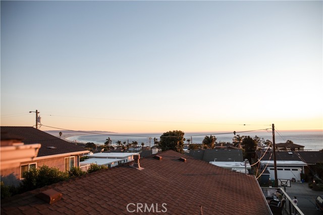 Detail Gallery Image 5 of 68 For 960 Tulare, Pismo Beach,  CA 93449 - 5 Beds | 3 Baths