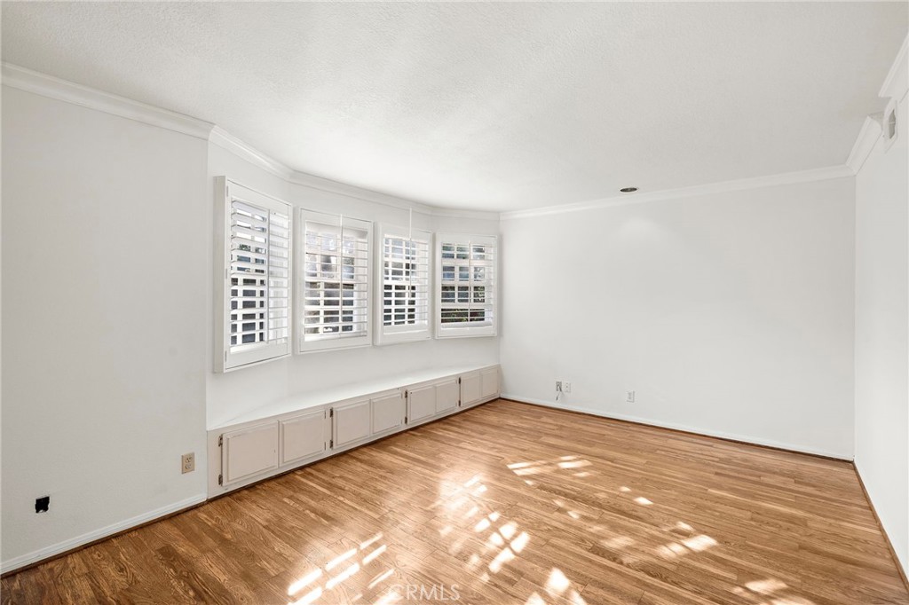 MLS #OC25258635 image #27