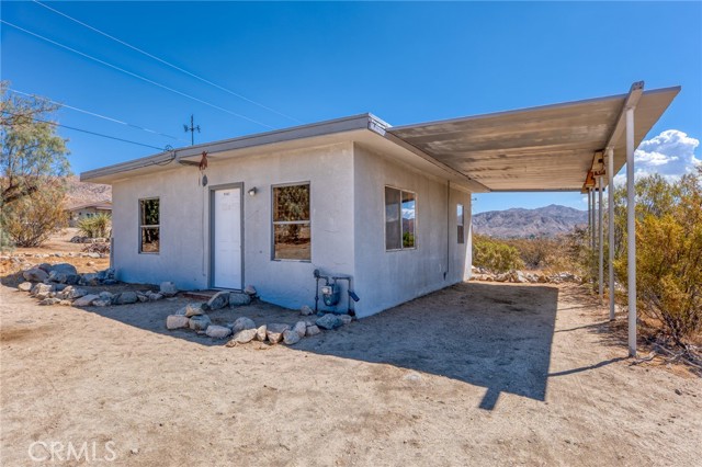 Detail Gallery Image 2 of 20 For 9163 Navajo Trl, Morongo Valley,  CA 92256 - 1 Beds | 1 Baths