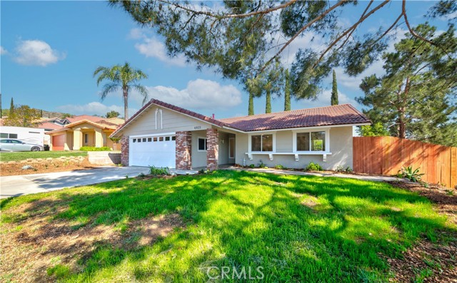 6923 Sundown Drive, Jurupa Valley CA: https://media.crmls.org/medias/5152a02a-8ac3-40d4-9558-86d68debbea4.jpg
