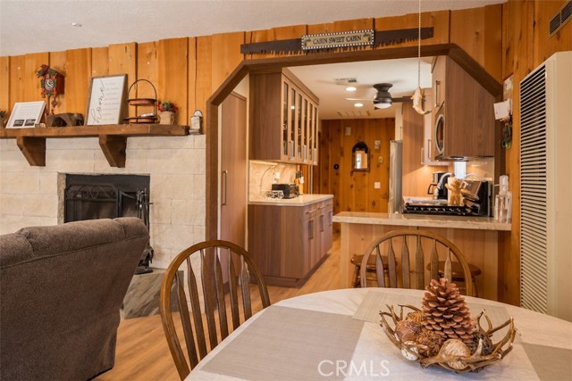 Detail Gallery Image 33 of 40 For 803 Robinhood Bld, Big Bear City,  CA 92314 - 2 Beds | 1 Baths