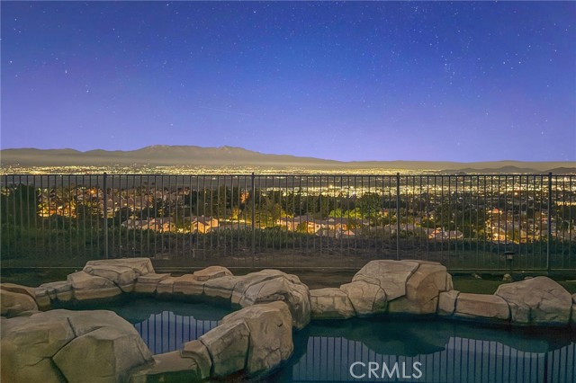 Detail Gallery Image 5 of 73 For 2563 Camino Del Plata, Corona,  CA 92882 - 4 Beds | 3 Baths