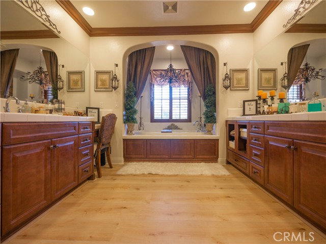 Detail Gallery Image 24 of 33 For 22425 Quiet Bay Dr, Corona,  CA 92883 - 5 Beds | 5/1 Baths