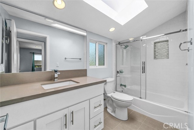 Detail Gallery Image 26 of 34 For 20291 Bancroft Cir, Huntington Beach,  CA 92646 - 4 Beds | 2/1 Baths