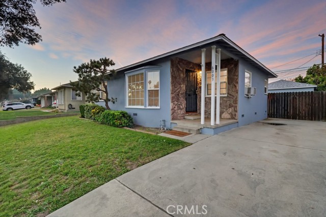 Detail Gallery Image 4 of 45 For 6003 Sandwood, Lakewood,  CA 90713 - 2 Beds | 1 Baths