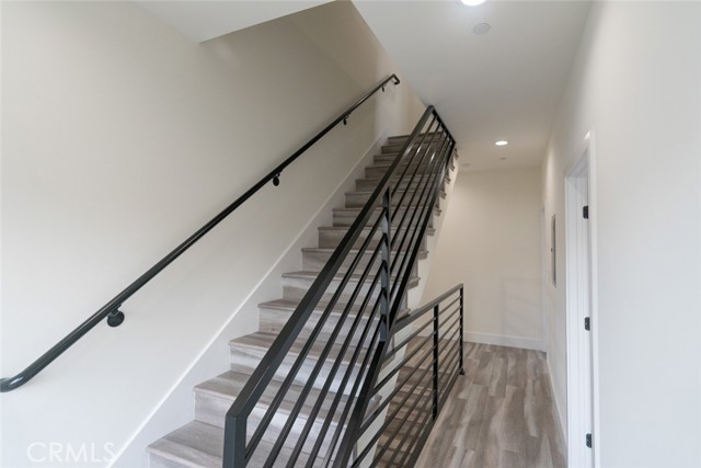 Detail Gallery Image 35 of 42 For 443 N Harvard Bld, Los Angeles,  CA 90004 - 3 Beds | 3 Baths