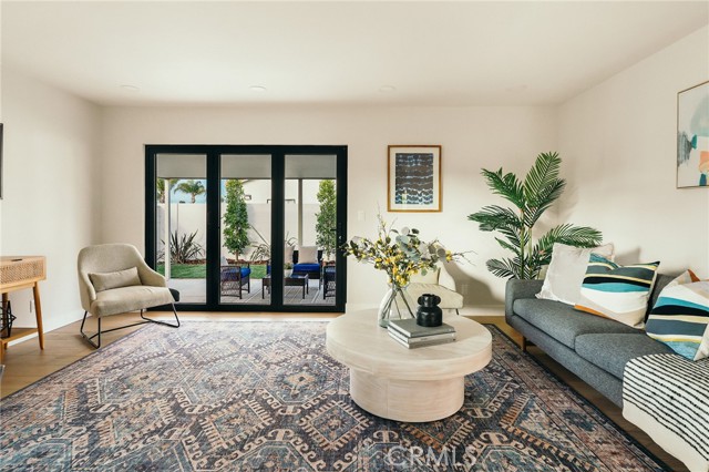 16502 Potter Circle, Huntington Beach CA: https://media.crmls.org/medias/515b10a7-6b62-40eb-b4c2-9d23bc7a46e3.jpg