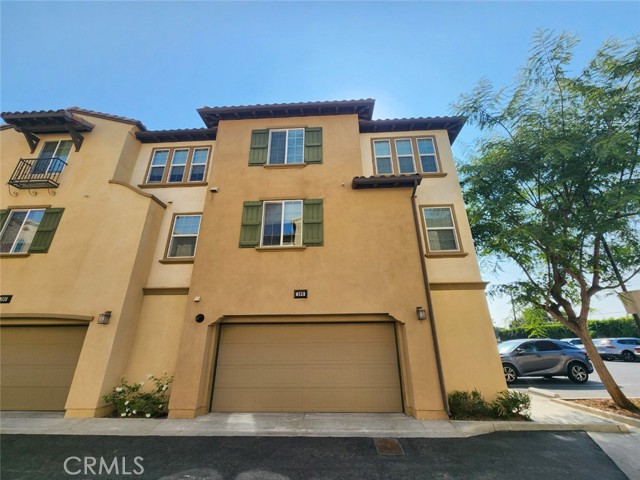1220 W La Habra Boulevard, La Habra CA: https://media.crmls.org/medias/515cc3a1-0e3c-4428-b0f0-5c39dc0fdeaa.jpg