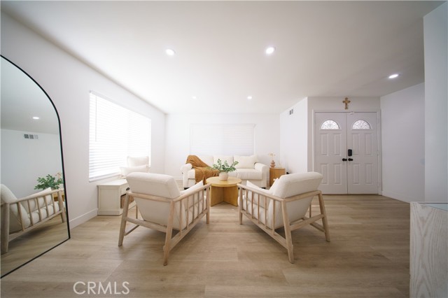 Detail Gallery Image 11 of 51 For 7320 Percheron, Jurupa Valley,  CA 92509 - 4 Beds | 2/1 Baths