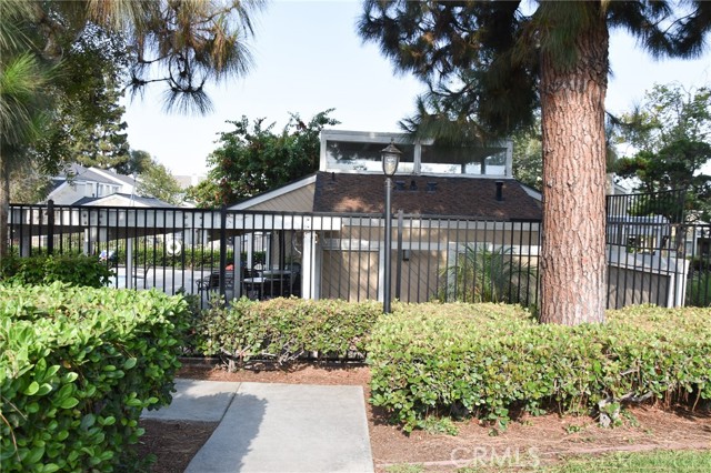 3340 E Collins Avenue, Orange CA: https://media.crmls.org/medias/515ecadc-1fd3-40bb-abfb-011e5e79f916.jpg