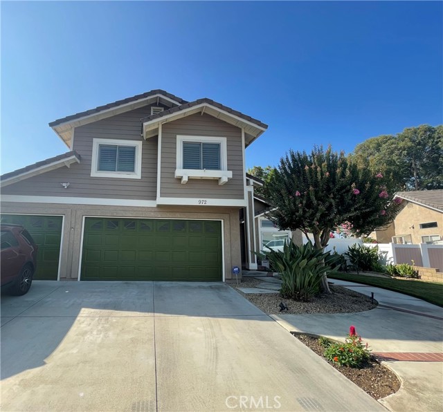 972 Mesa View St, Upland, CA 91784