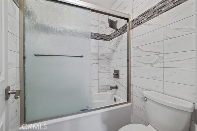 Detail Gallery Image 21 of 33 For 23515 Lyons #281,  Valencia,  CA 91355 - 2 Beds | 2 Baths